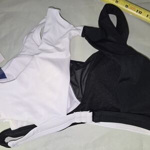 Black and White Bikini Top Swimsuits For All Size 6 NWT